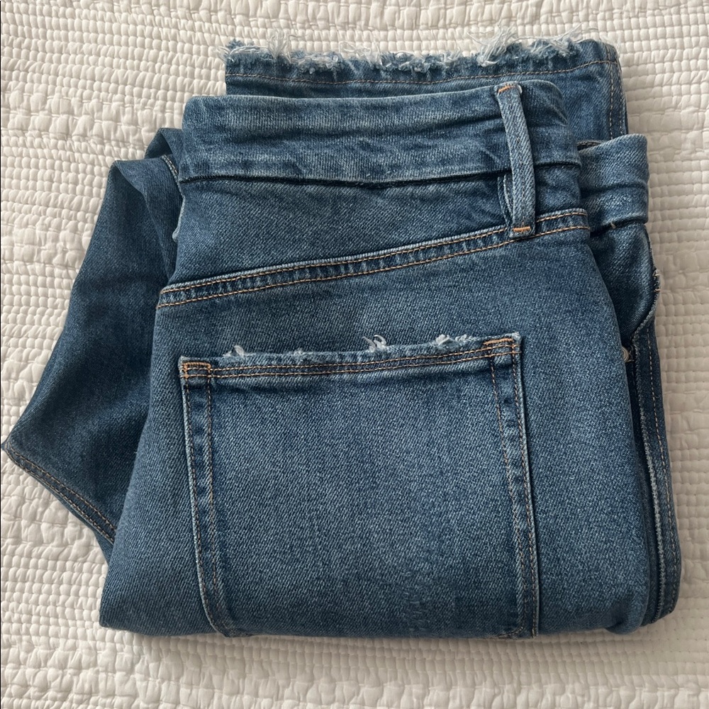 Good American Straight Leg Blue Jeans